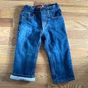 Old Navy Fleece Lined Regular Fit 2T Jeans in dark denim wash